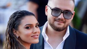 Karmen Minune a fost surprinsă alături de fostul soț și fiica lor. Ce relație au cei doi, după ce au decis să meargă pe drumuri separate
